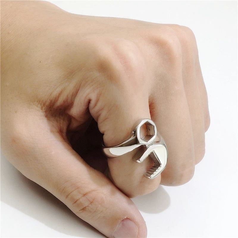 Wholesale Vintage Locomotive Wrench Metal Rings